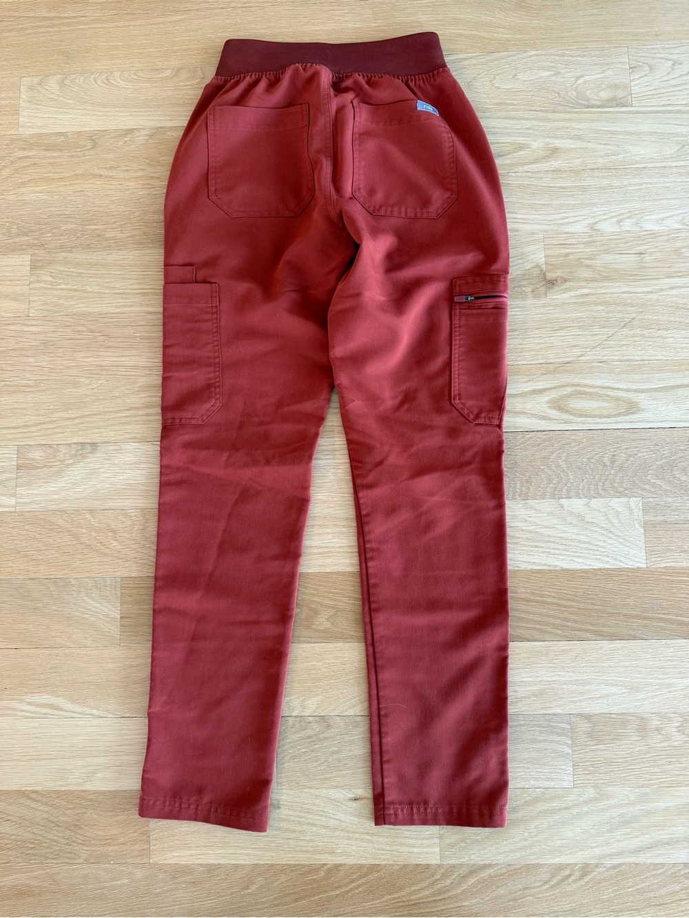 Figs - Rust Cargo Jogger Scrub Pants with Drawstring - XXS - Picture 3 of 3